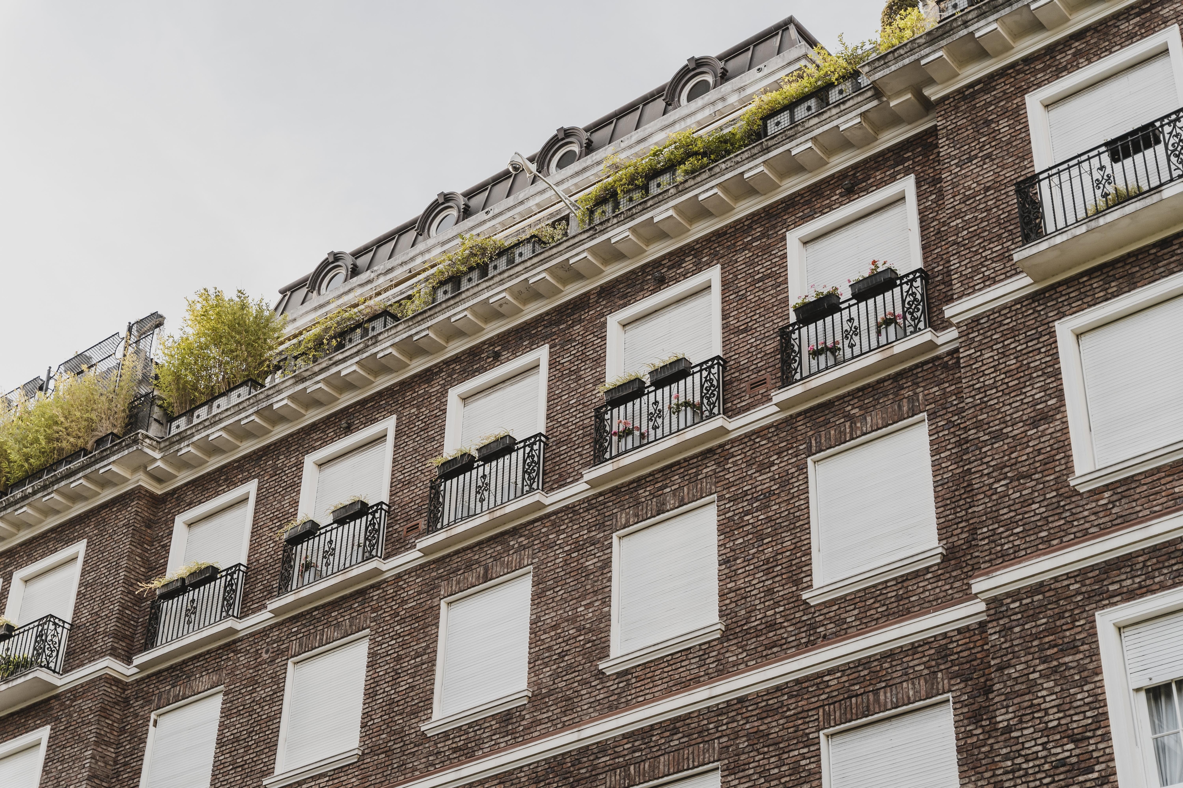 Store banne en copropriété à Paris  - Ben Store